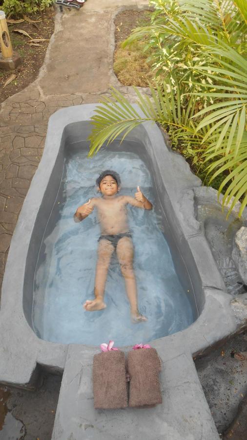 Taman Menjangan Homestay By Snorkelingmenjangan Banyuwedang Zewnętrze zdjęcie