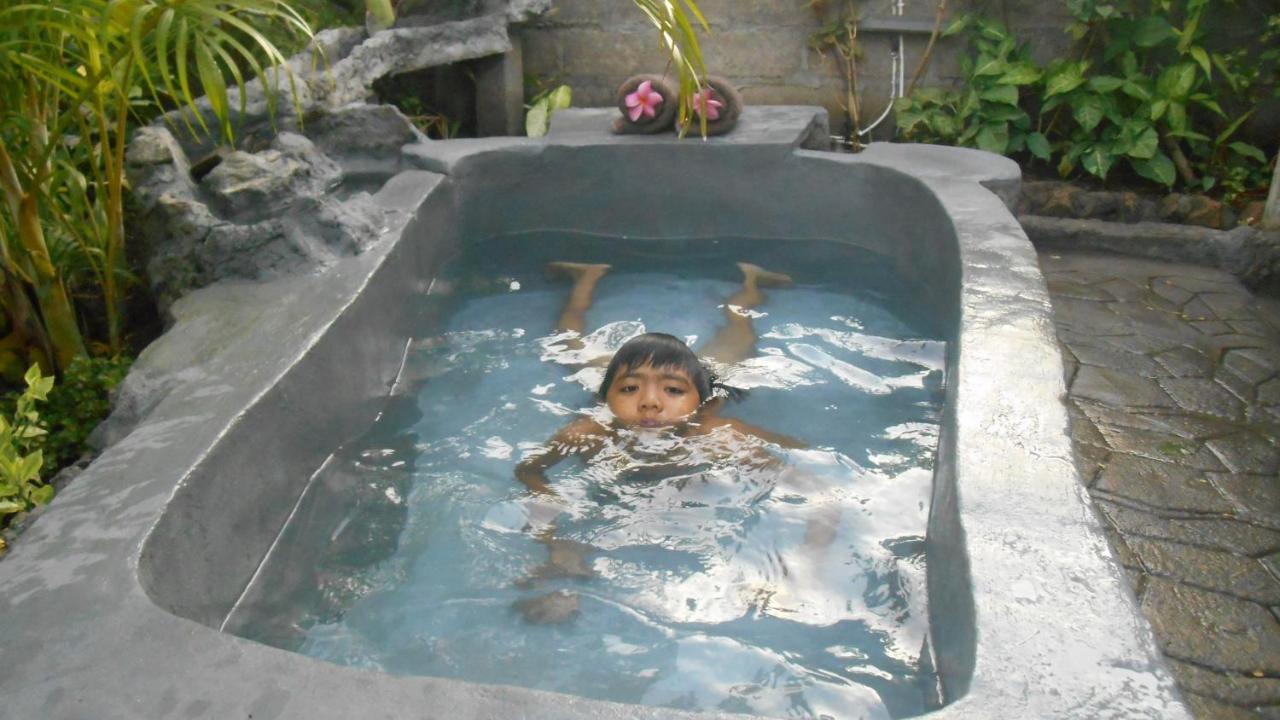 Taman Menjangan Homestay By Snorkelingmenjangan Banyuwedang Zewnętrze zdjęcie